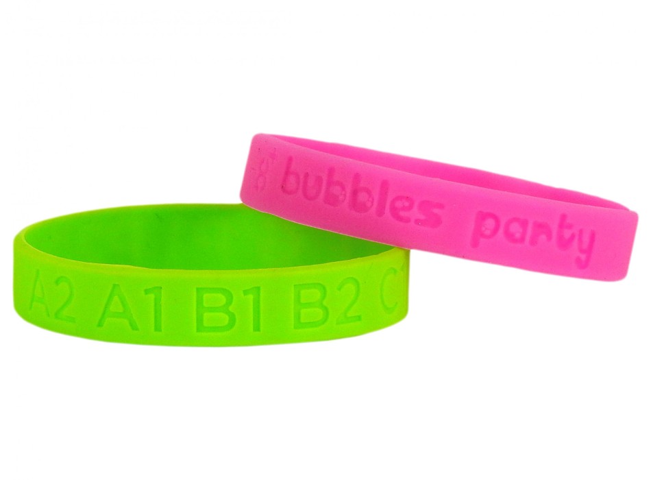 Braccialetti silicone incisi