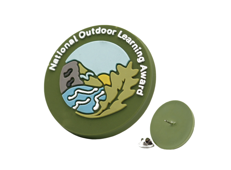 Pins in pvc sagomati - 35x40mm