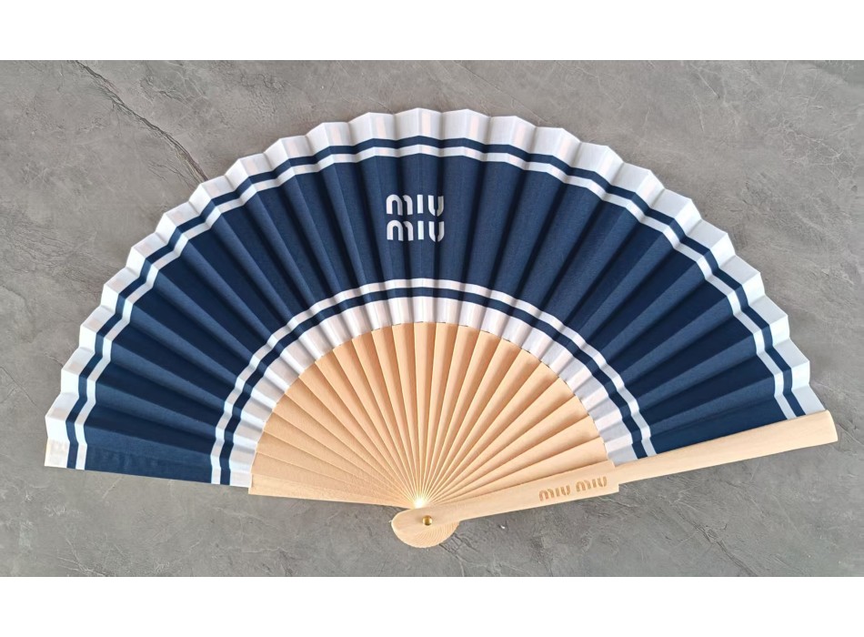 Ventaglio stampato intera superficie23 cm 